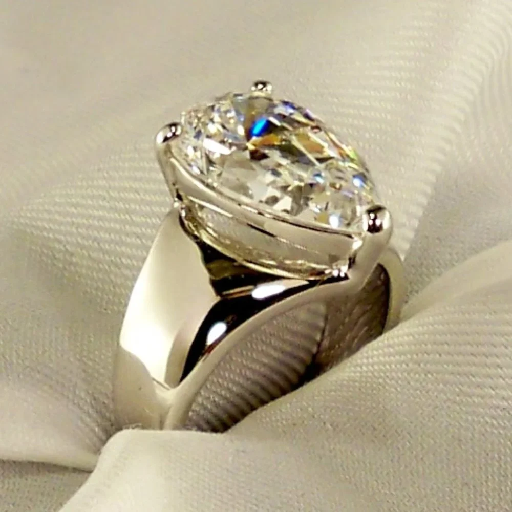 NEW Tear Drop Cubic Zirconias Silver DESIGNER Ring